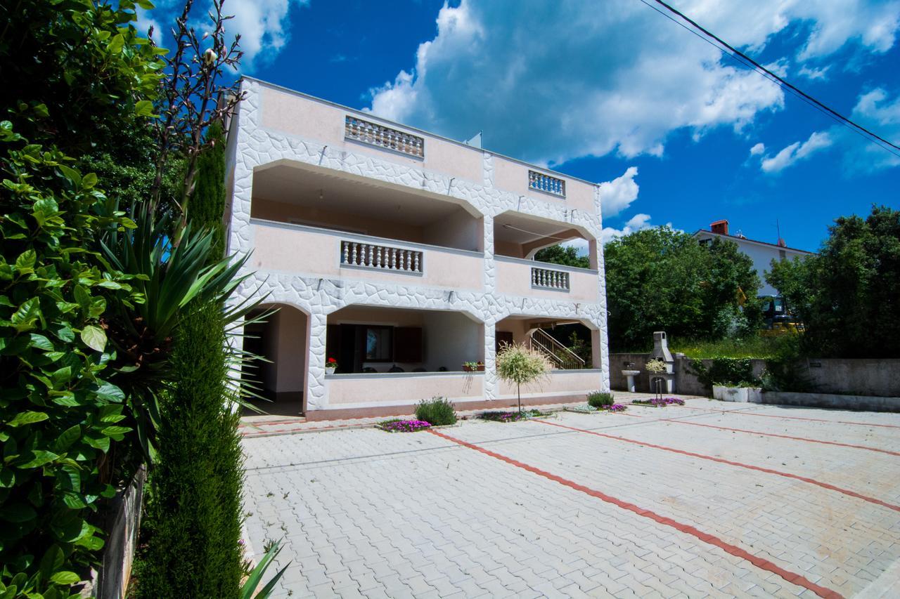 Apartments Ruzica Pinezići エクステリア 写真